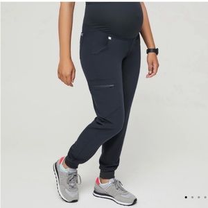 Figs maternity joggers